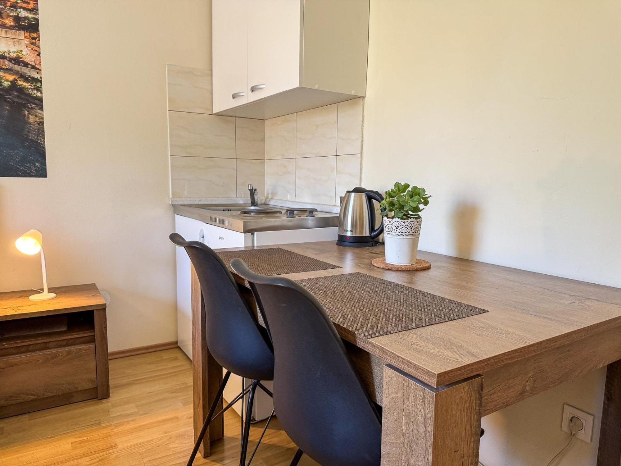 Apartment Pralas Mokosica