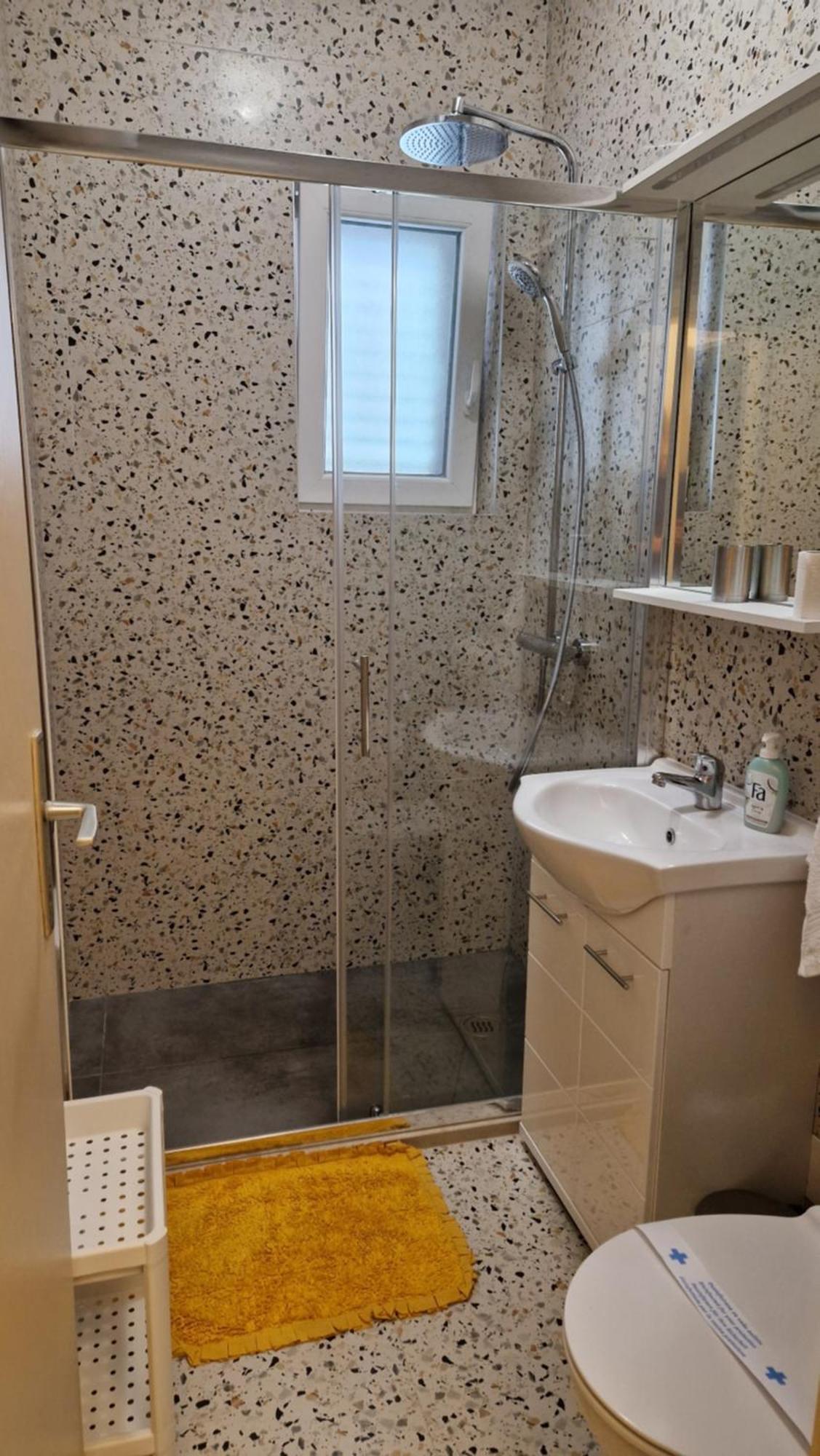 Apartment Pralas *