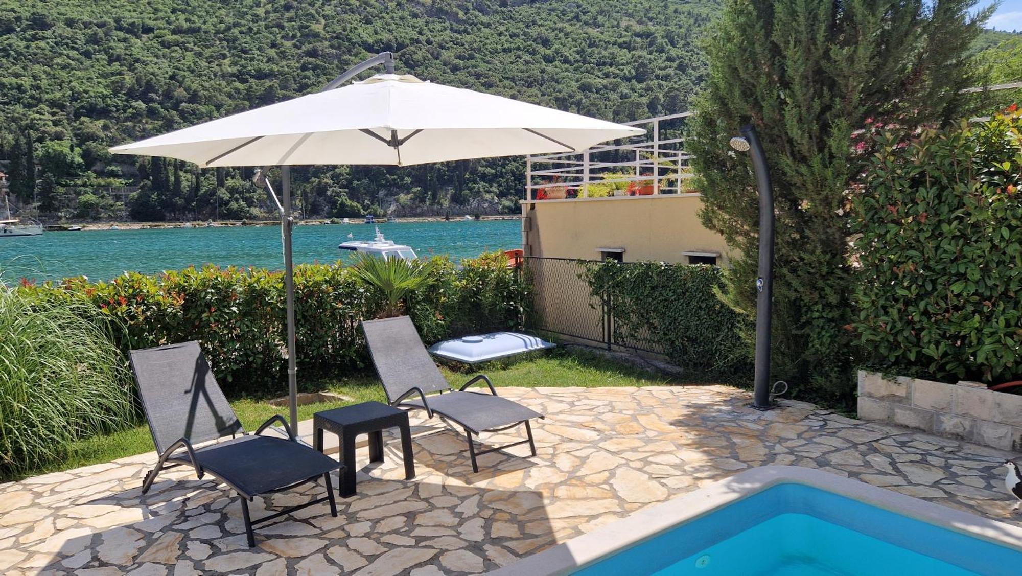 Apartment Pralas *